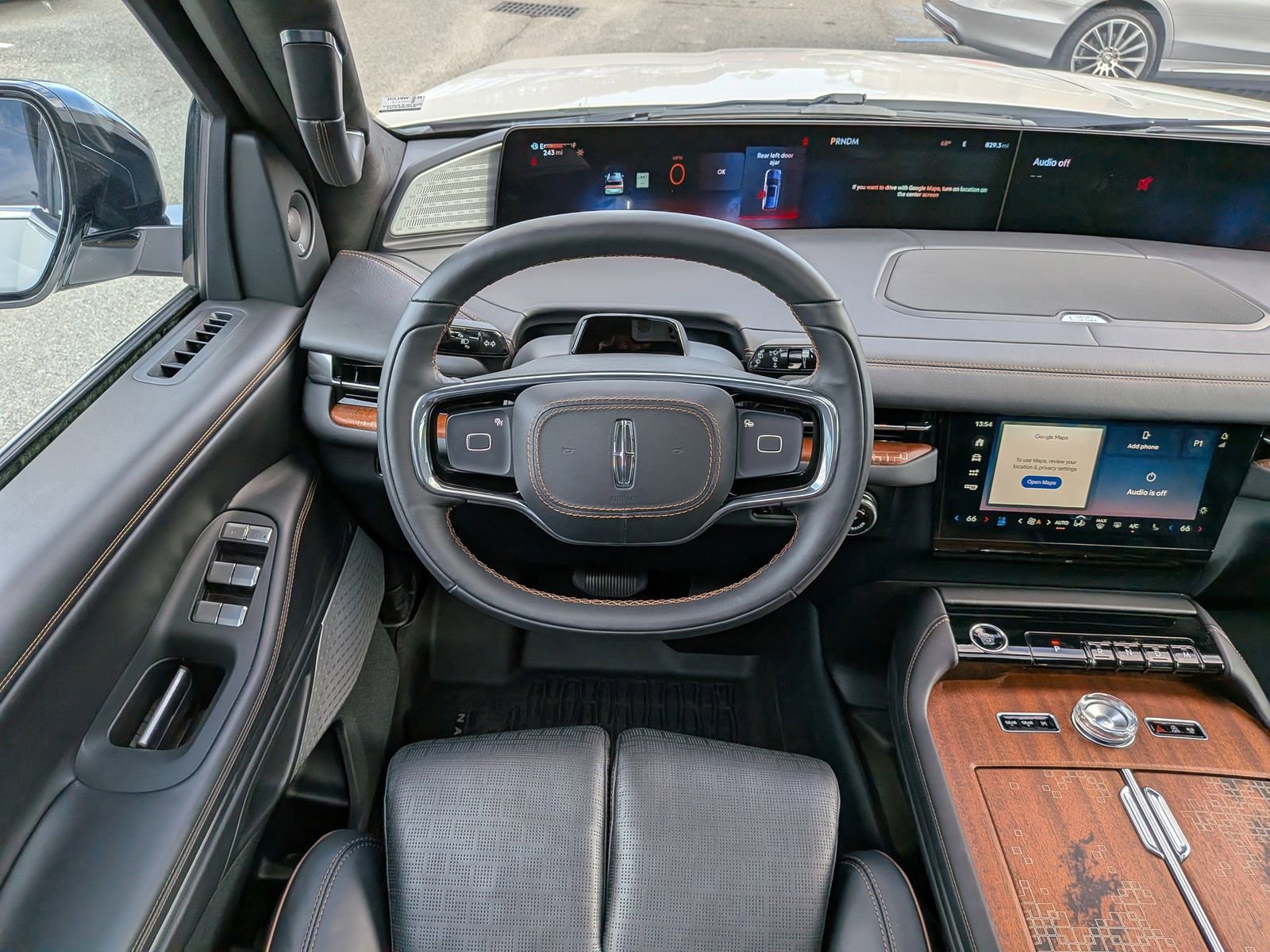 Used 2025 Lincoln Navigator L Black Label image 20