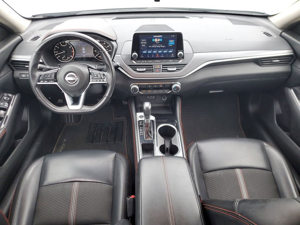 Used 2024 Nissan Altima 2.5 SR FWD image 2