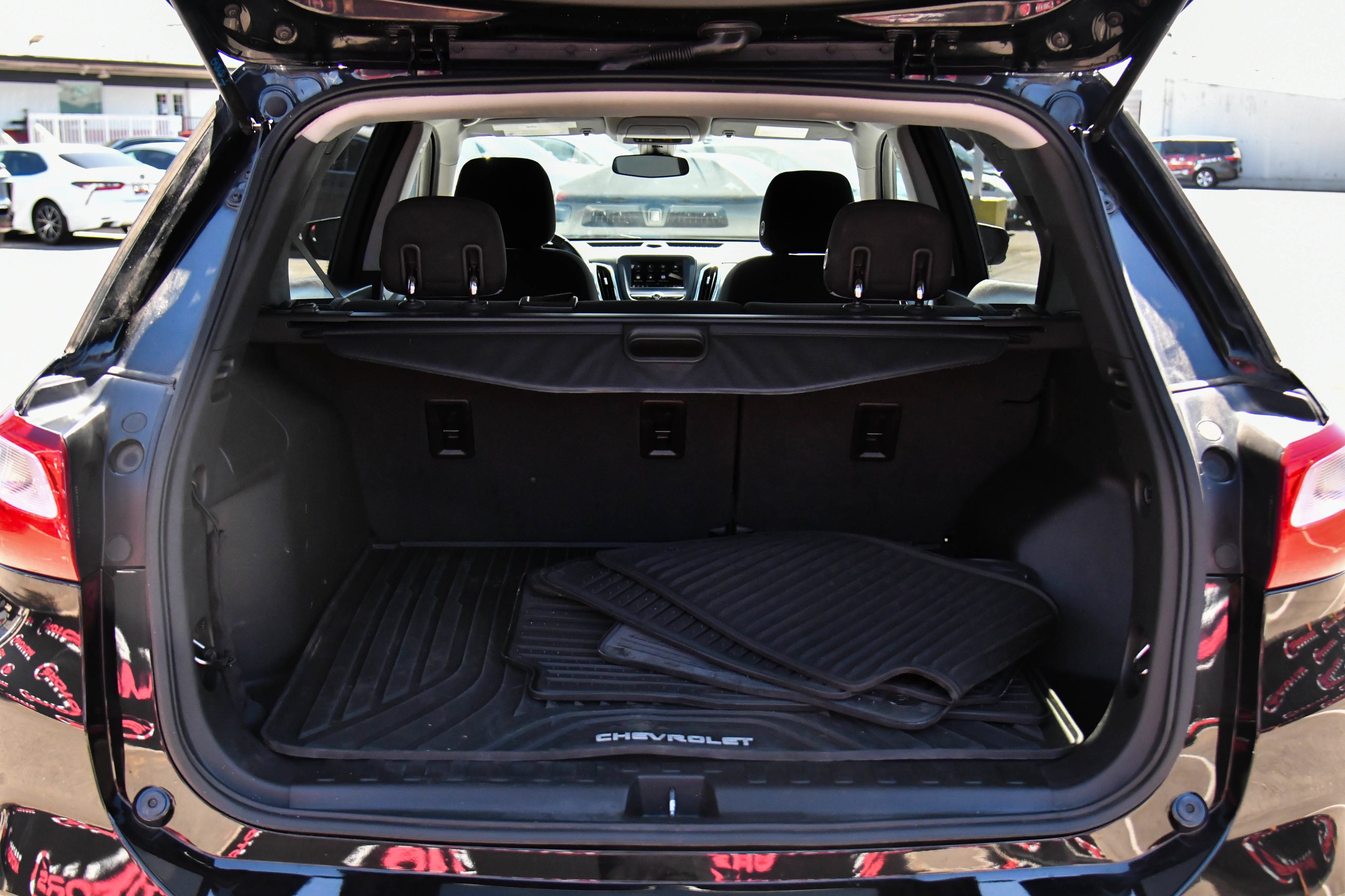 Used 2019 Chevrolet Equinox LT FWD image 37