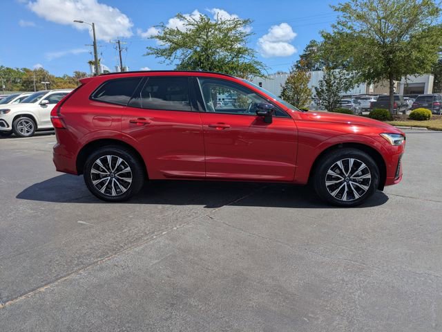 Used 2024 Volvo XC60 B5 Plus w/ Protection Package Premier image 3