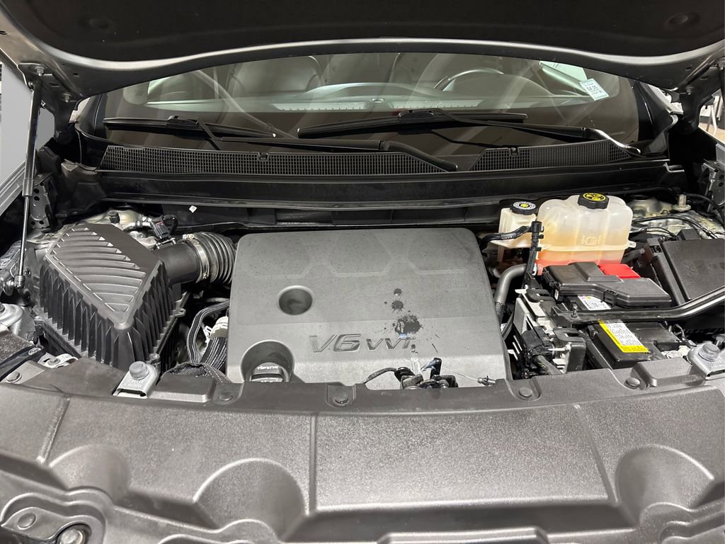 Used 2023 Chevrolet Traverse RS image 13