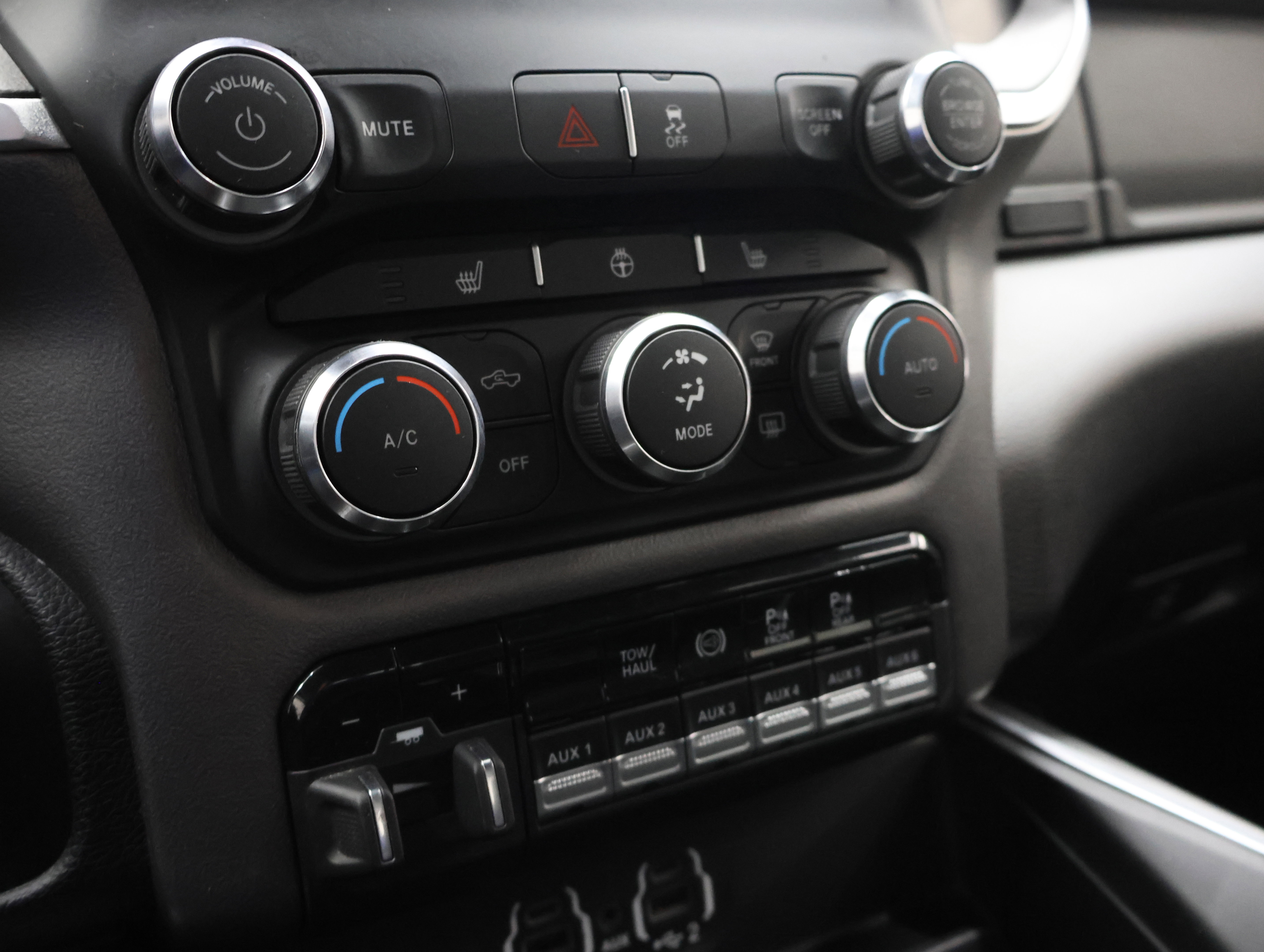 Used 2020 RAM 2500 Big Horn w/ Level 2 Equipment Group AWD/4WD image 53