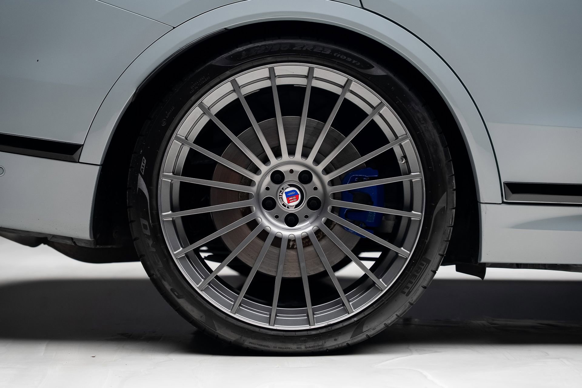Used 2024 BMW ALPINA XB7 AWD/4WD image 39