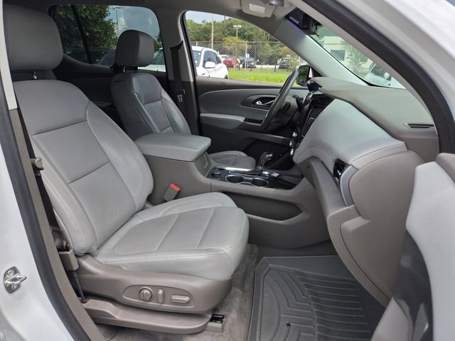 Used 2020 Chevrolet Traverse Premier FWD image 24