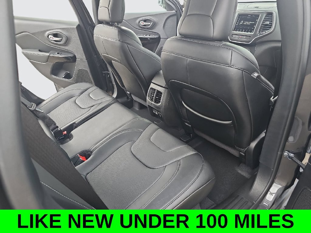 Used 2023 Jeep Cherokee Altitude Lux AWD/4WD image 11