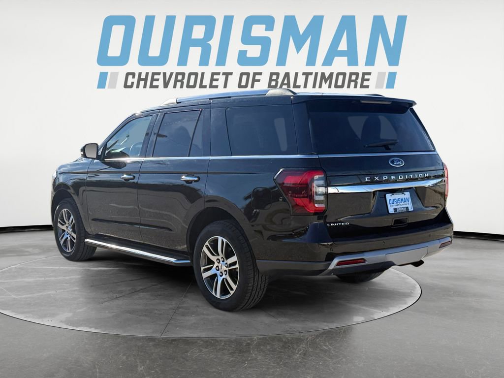 Used 2022 Ford Expedition Limited image 4