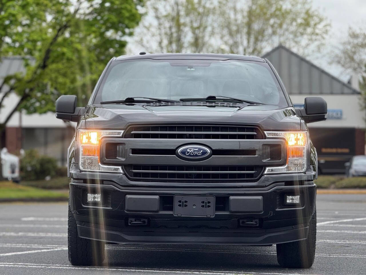 Used 2018 Ford F150 XLT w/ Equipment Group 302A Luxury AWD/4WD image 15