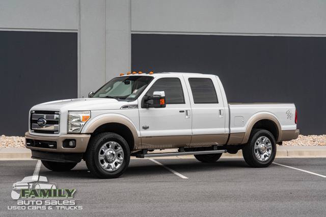 Used 2012 Ford F250 King Ranch w/ King Ranch w/Chrome Pkg AWD/4WD image 2