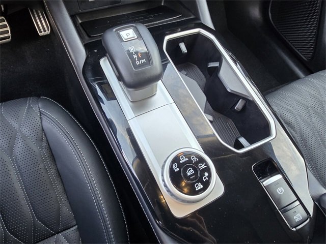 Used 2025 Mitsubishi Outlander SEL image 23