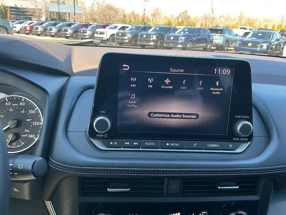 Certified 2023 Nissan Rogue SV image 25