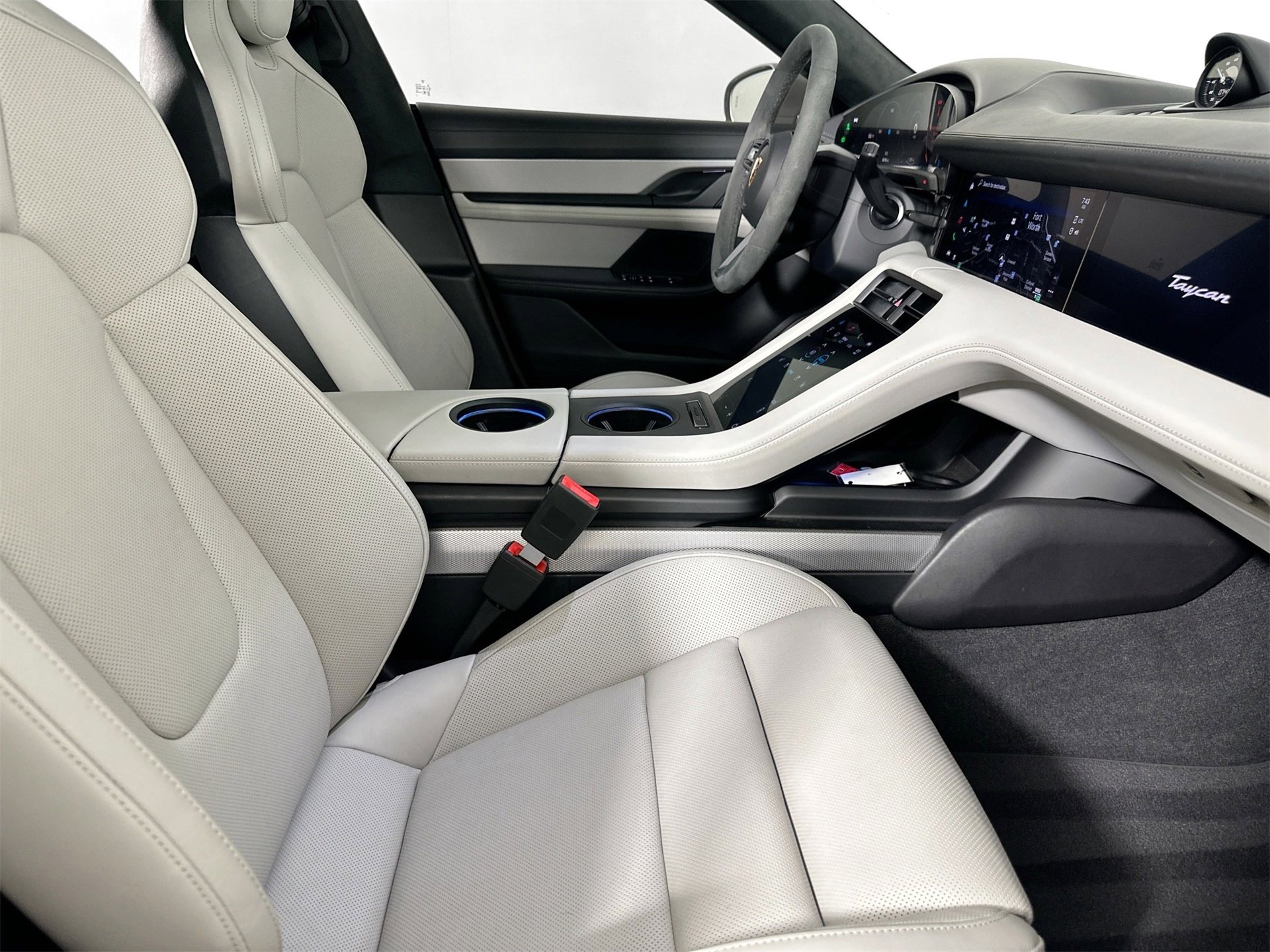 Certified 2024 Porsche Taycan GTS w/ Technology Package image 28