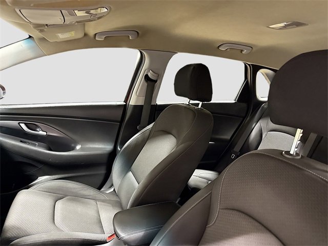 Used 2018 Hyundai Elantra GT image 21