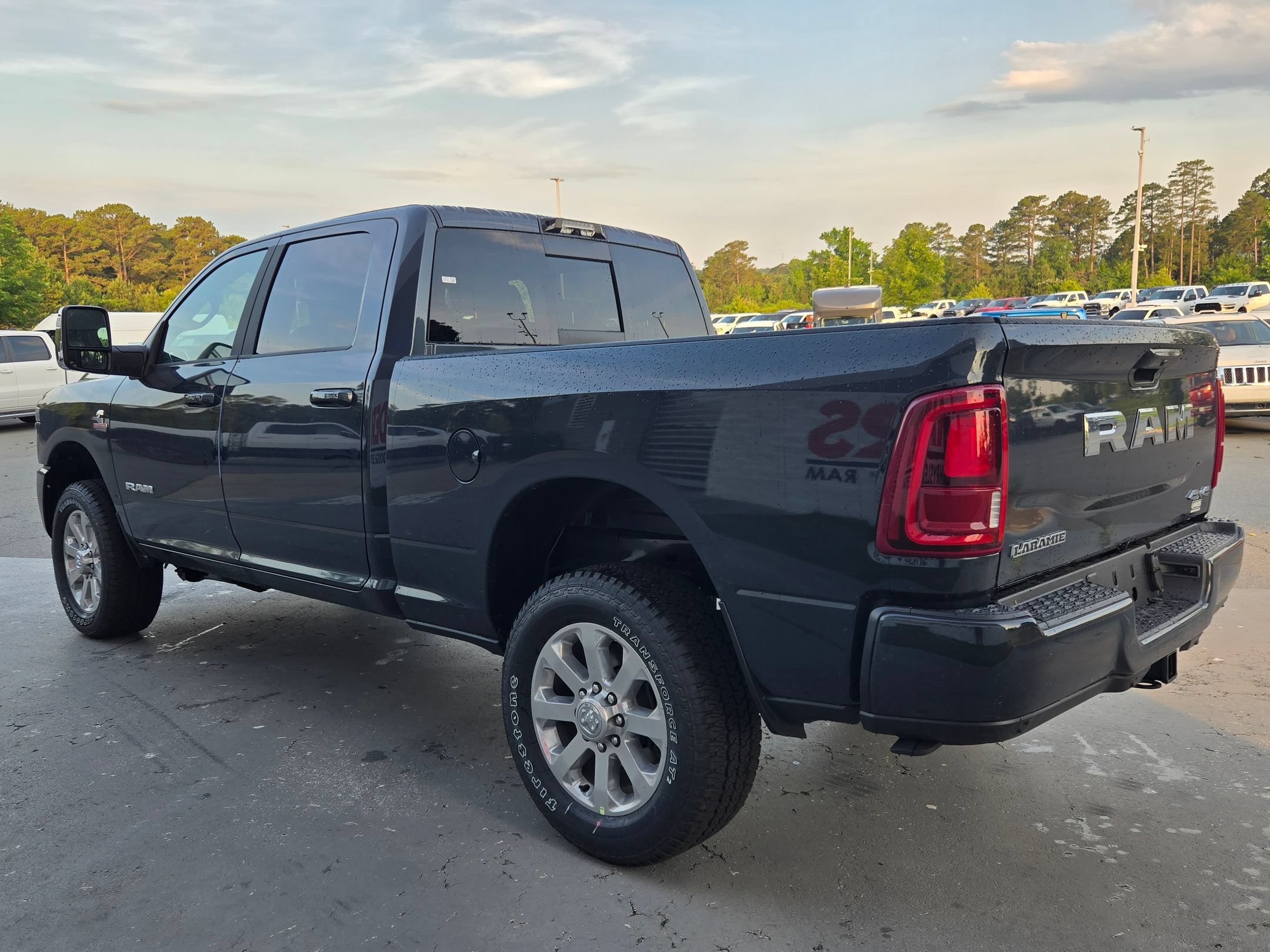 New 2026 RAM 2500 Laramie w/ Sport Appearance Package AWD/4WD image 5