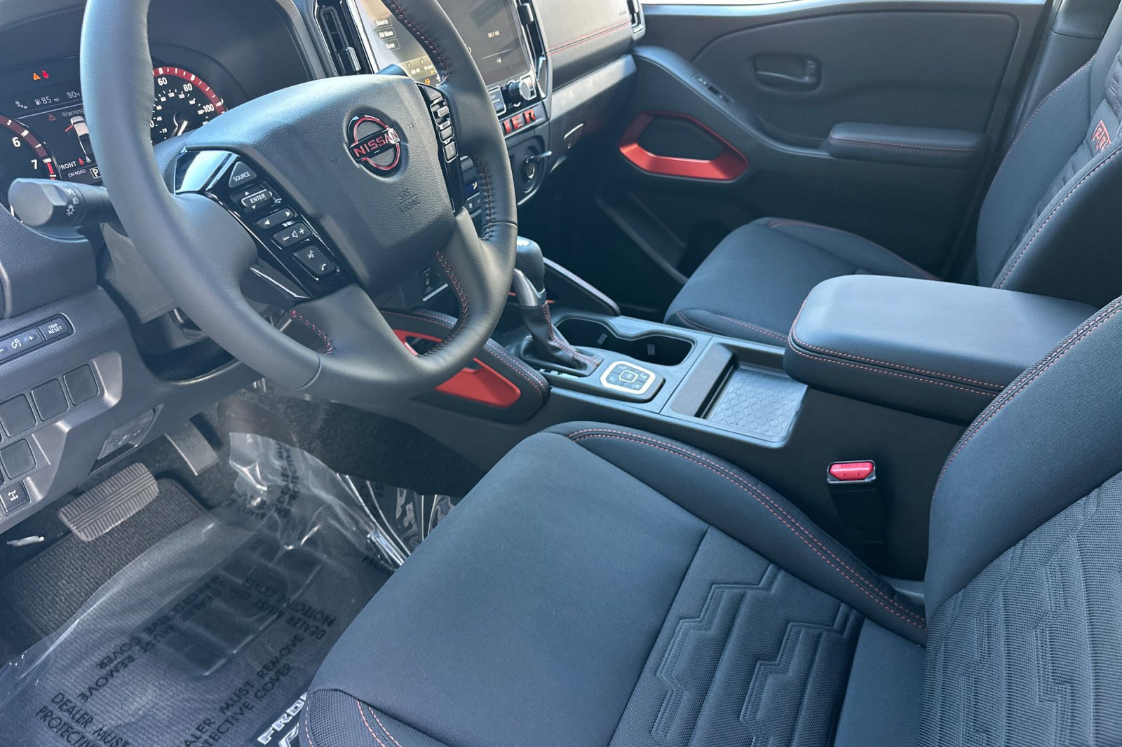 New 2027 Nissan Frontier PRO-4X w/ Tow Package AWD/4WD image 10