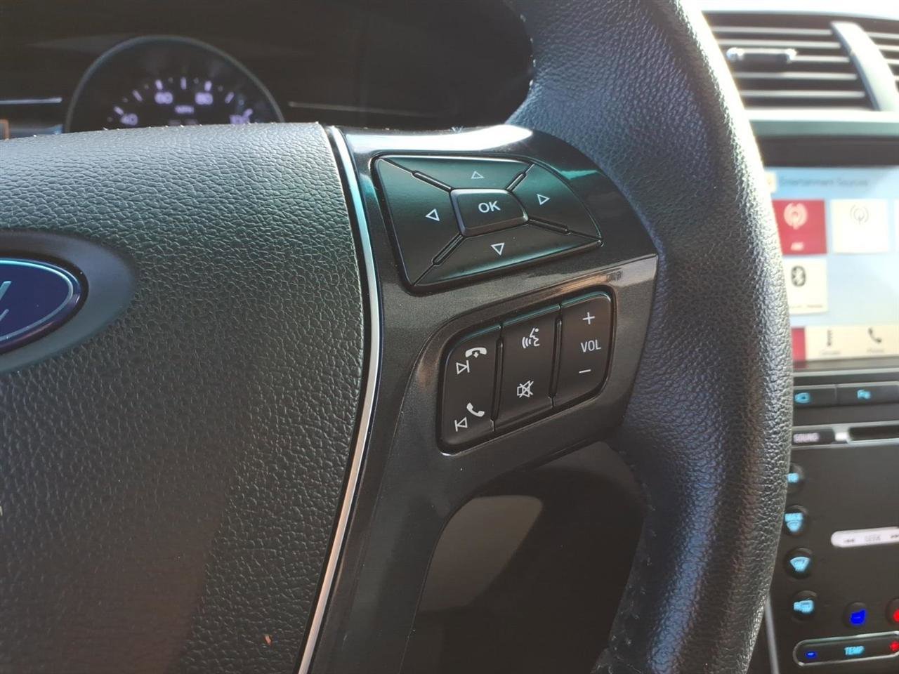 Used 2018 Ford Explorer Limited image 23