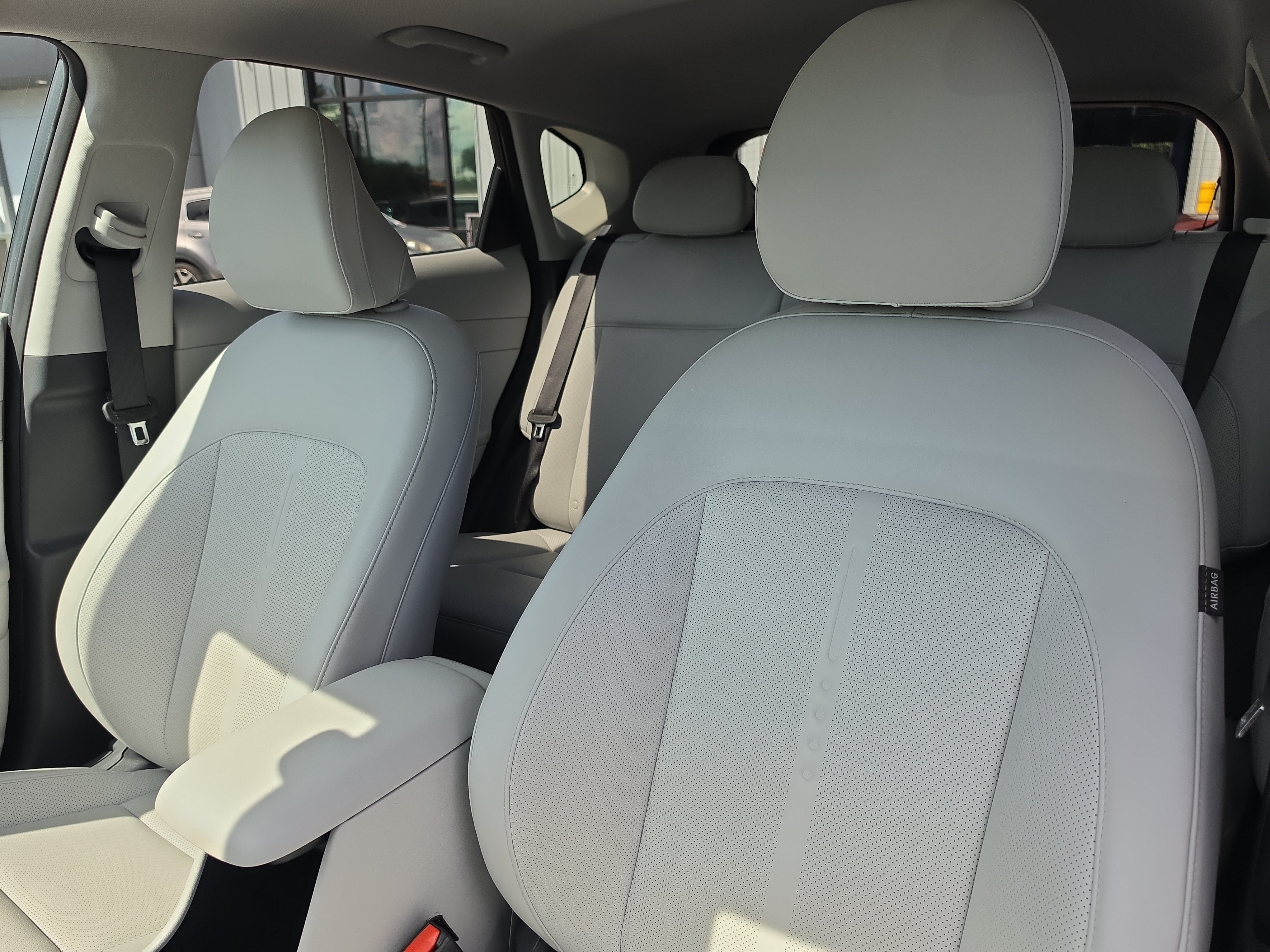 Used 2024 Hyundai Kona Limited AWD/4WD image 22