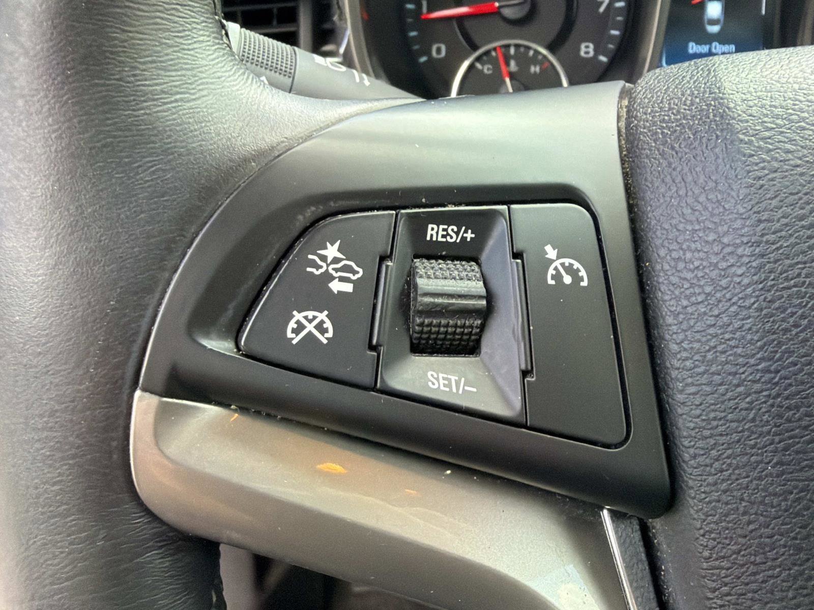 Used 2015 Chevrolet Malibu LTZ FWD image 29