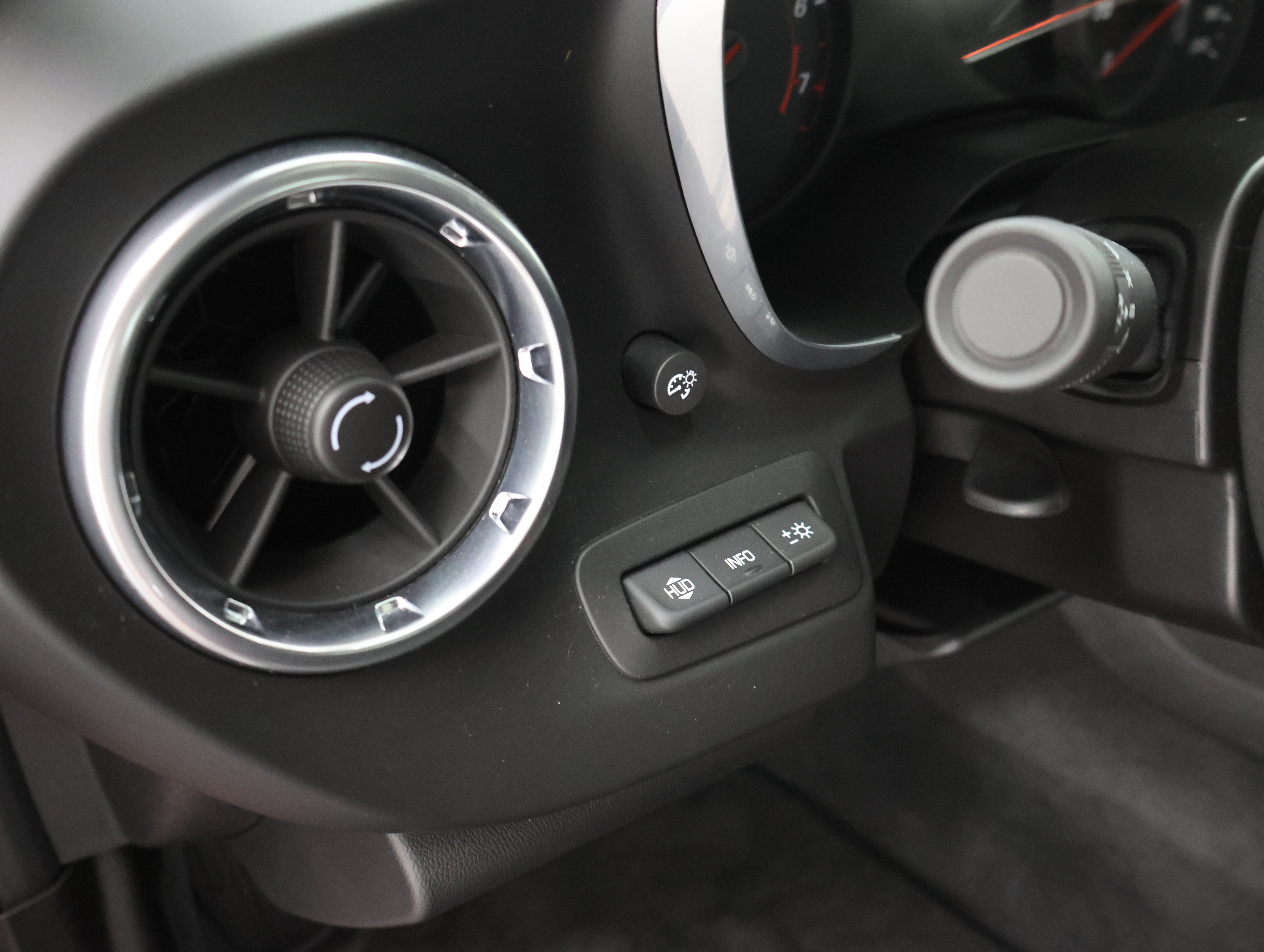 Used 2017 Chevrolet Camaro ZL1 RWD image 37