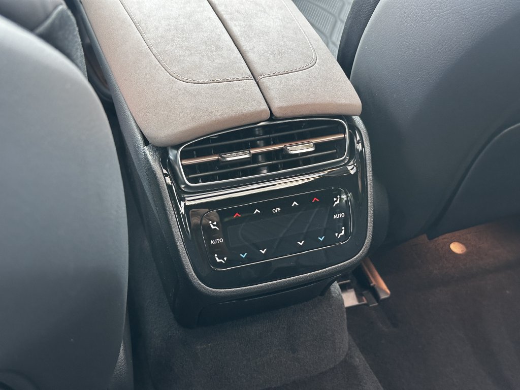 Certified 2023 Mercedes-Benz EQS 580 4MATIC Sedan image 26