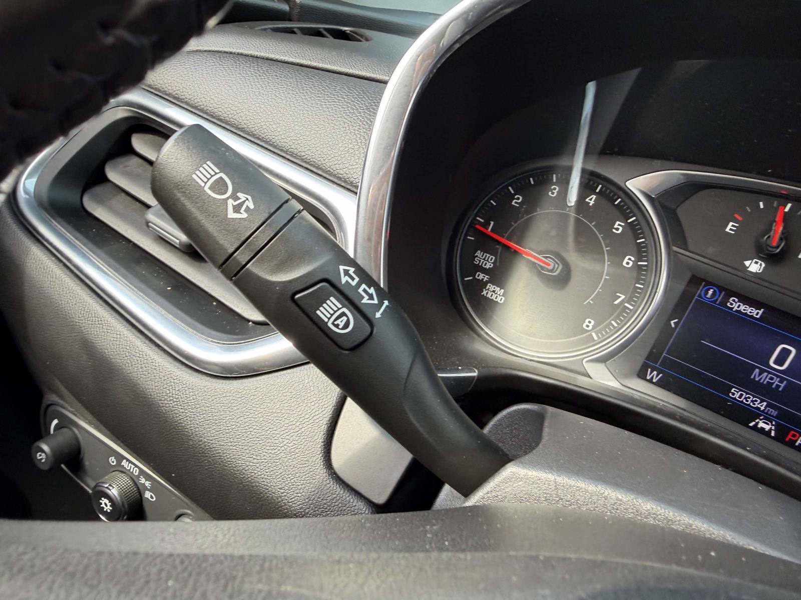 Used 2020 Chevrolet Equinox LT AWD/4WD image 26