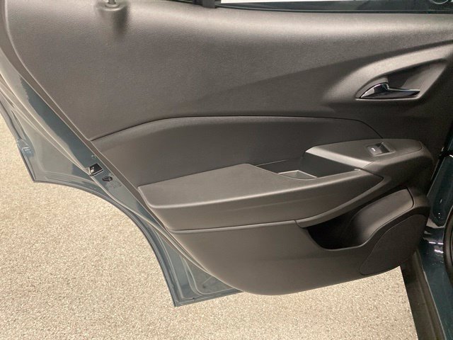 New 2026 Chevrolet Trax LS w/ LS Convenience Package FWD image 24