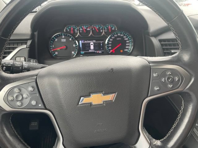 Used 2019 Chevrolet Suburban Premier AWD/4WD image 16