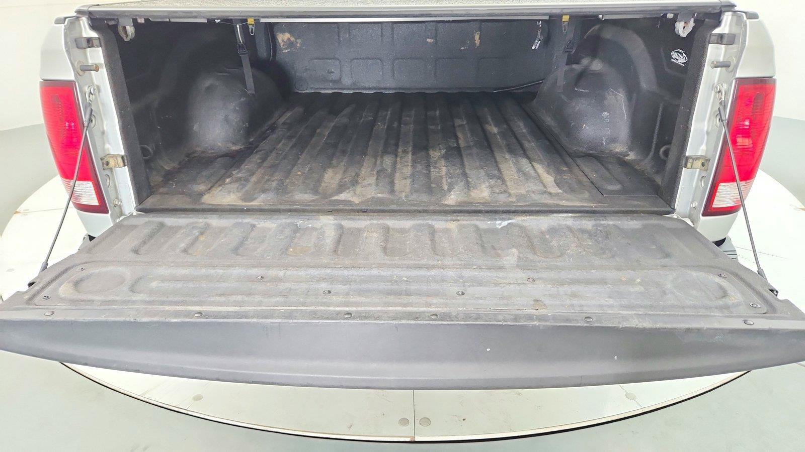 Used 2015 RAM 1500 Outdoorsman AWD/4WD image 39