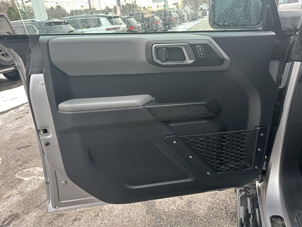 Used 2022 Ford Bronco Big Bend image 16