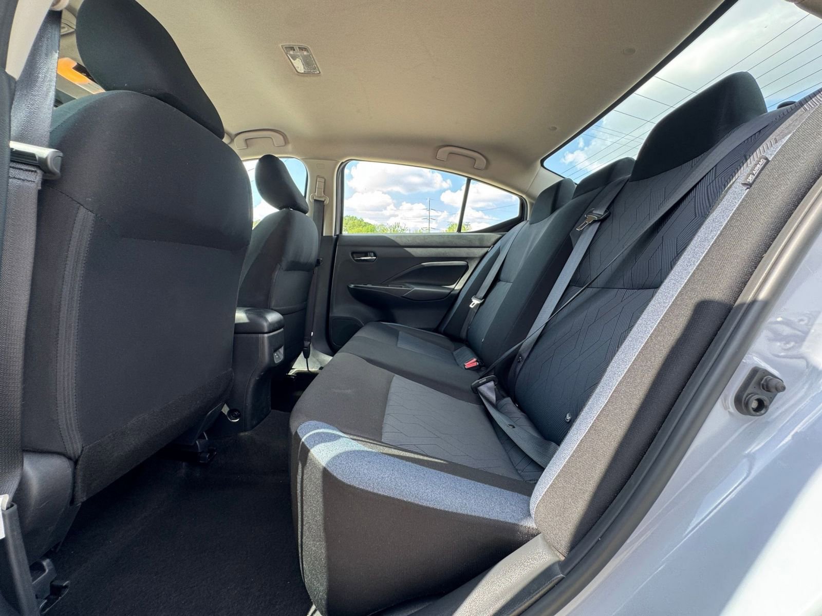 Used 2025 Nissan Versa SV image 22