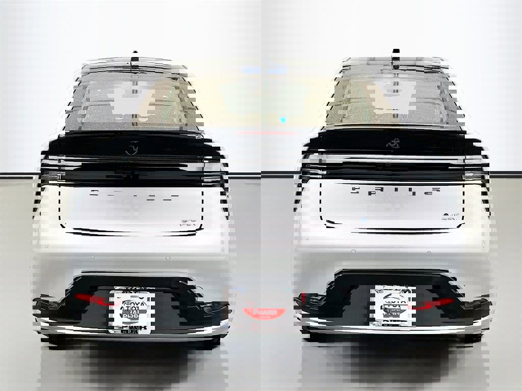 New 2026 Toyota Prius Plug-In Hybrid image 5