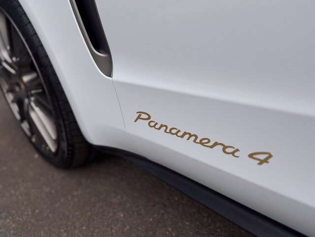 Used 2023 Porsche Panamera 4 Platinum Edition AWD/4WD image 38