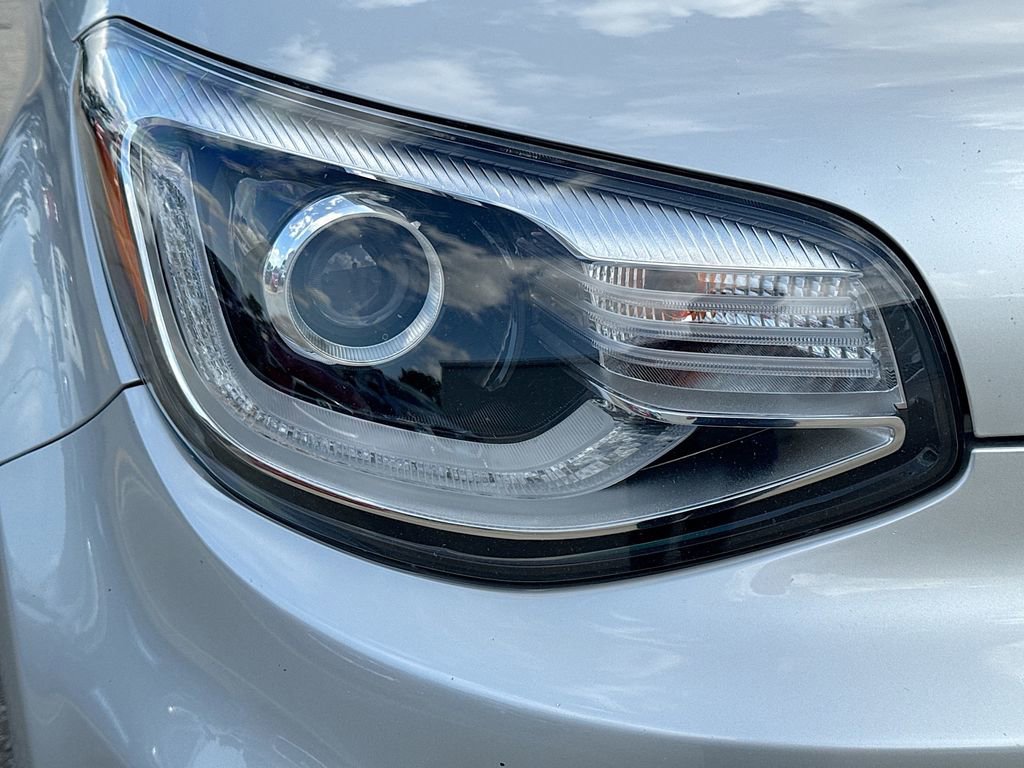 Used 2018 Kia Soul + w/ + Primo LIT Package FWD image 39