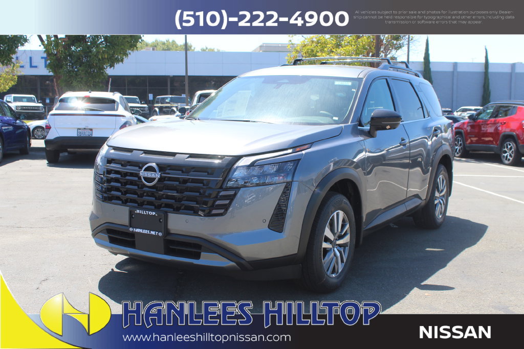 New 2026 Nissan Pathfinder SL FWD image 3
