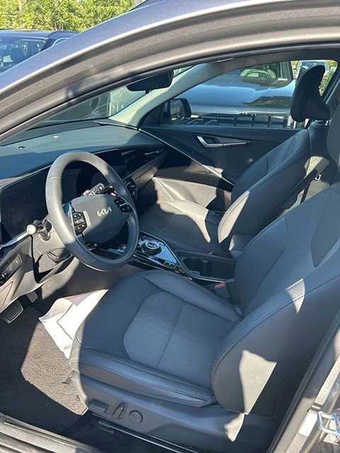 Certified 2023 Kia Niro Wind FWD image 11