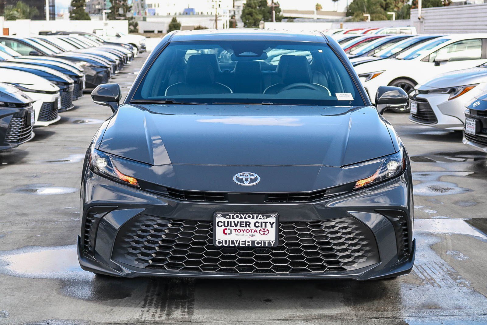 New 2026 Toyota Camry SE FWD image 2