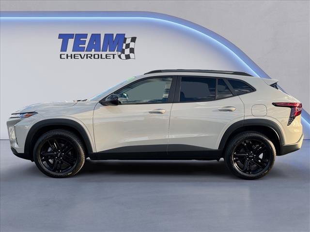 Certified 2026 Chevrolet Trax ACTIV w/ Driver Confidence Package FWD image 2