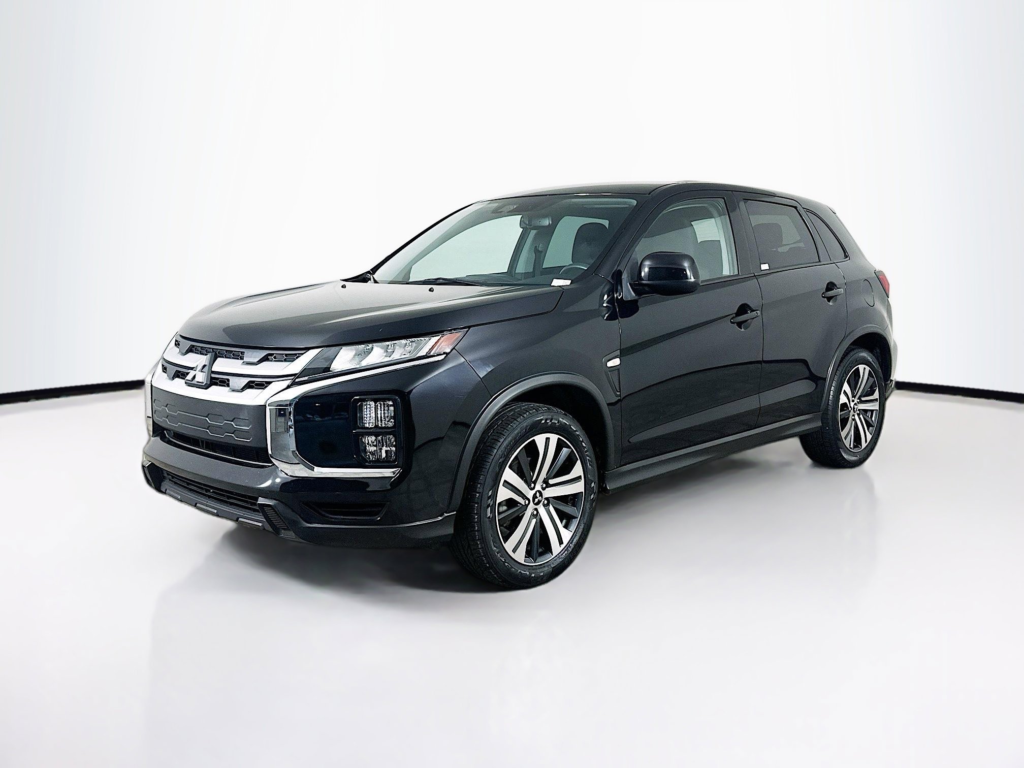 Used 2023 Mitsubishi Outlander Sport ES image 3