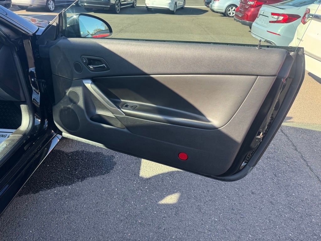 Used 2008 Pontiac G6 GXP w/ Sun And Sound Package FWD image 27