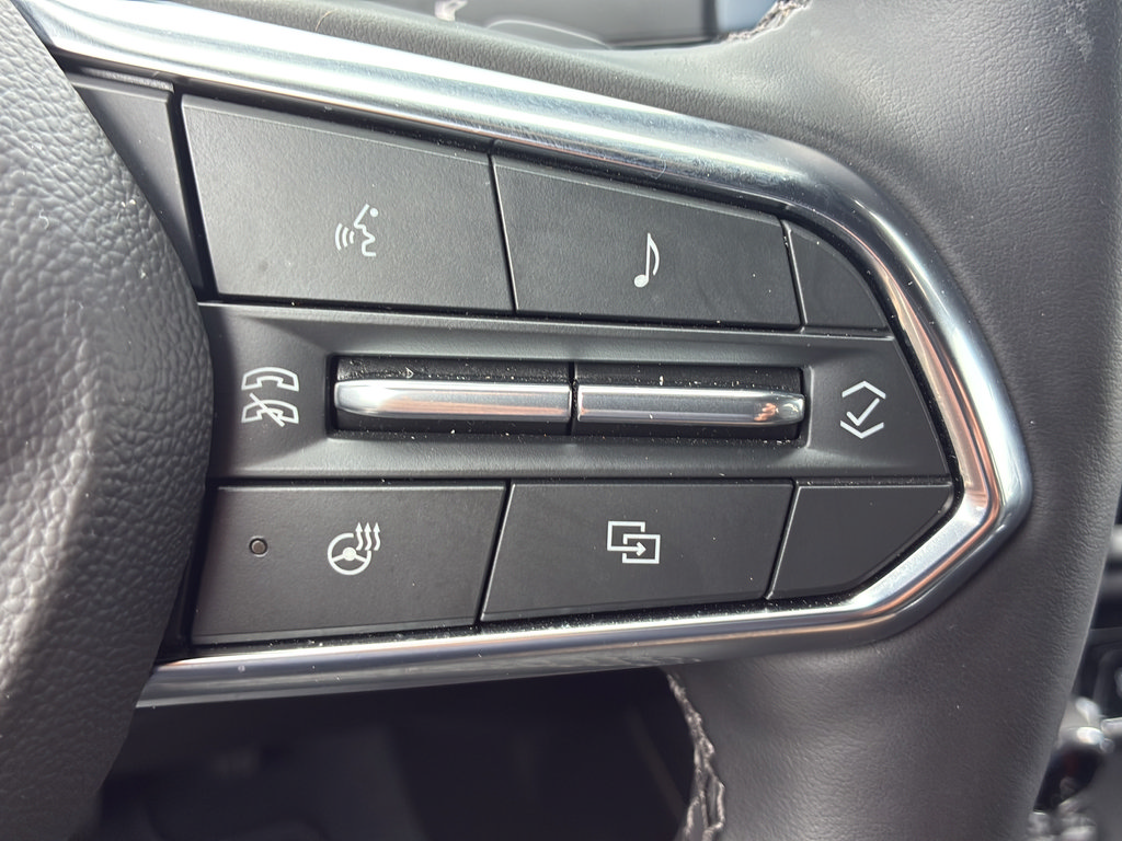 Used 2026 Chevrolet Suburban Premier RWD image 37