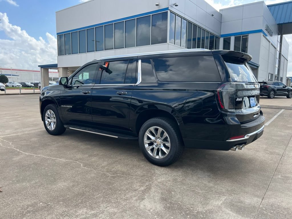 New 2026 Chevrolet Suburban Premier RWD image 18