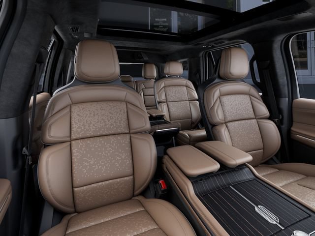 New 2027 Lincoln Navigator Black Label RWD image 10