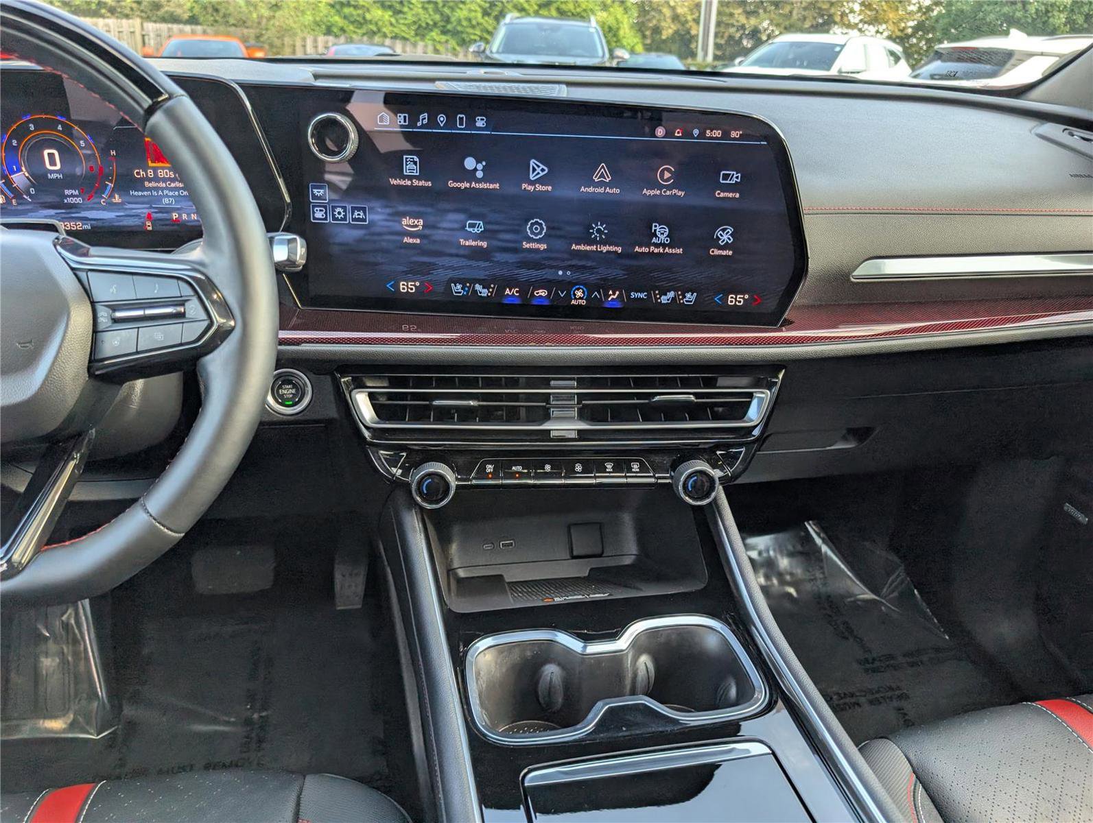 Used 2024 Chevrolet Traverse RS w/ LPO, Floor Liner Package image 22