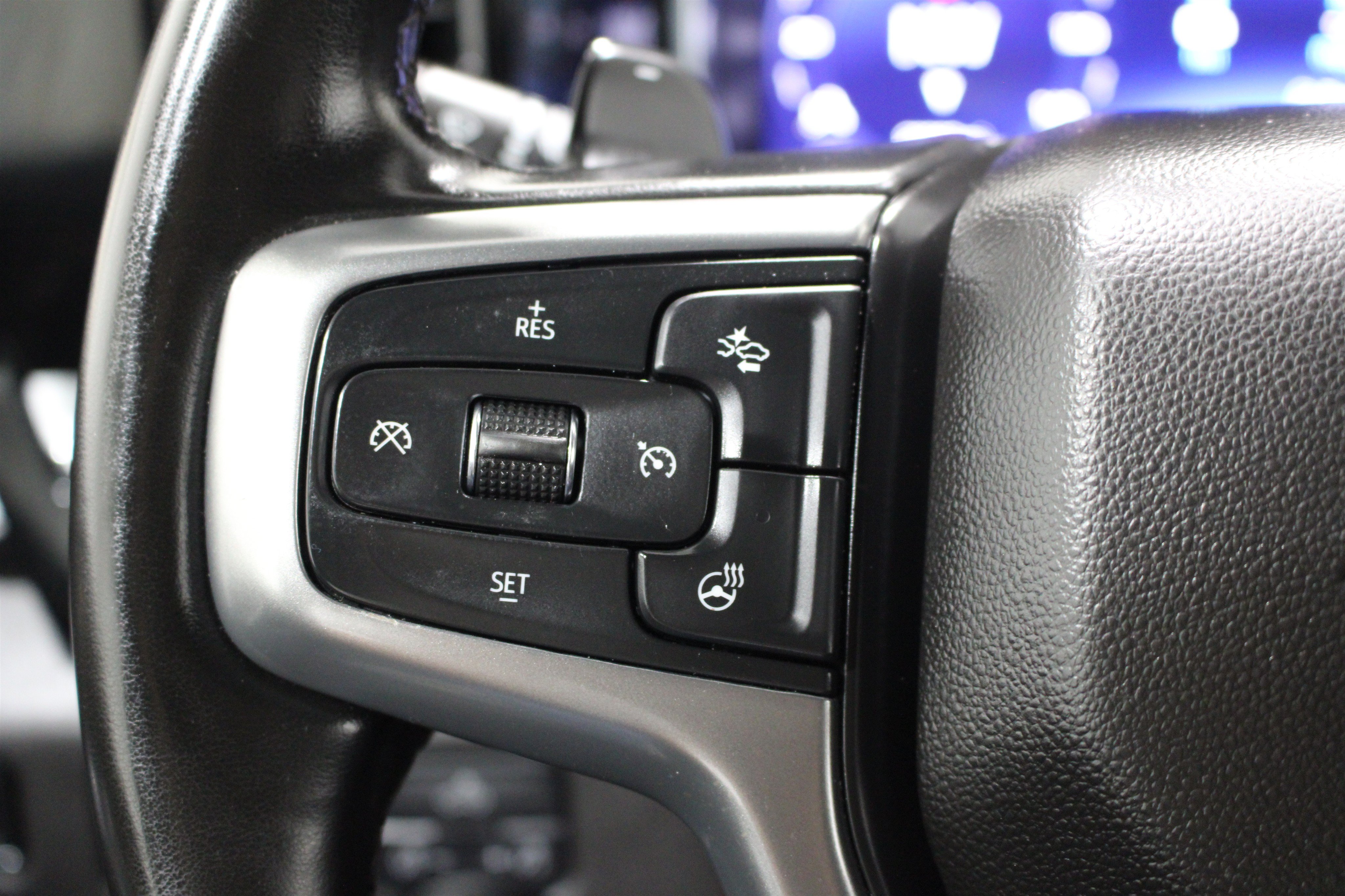 Used 2025 Chevrolet Silverado 1500 LT Trail Boss w/ Convenience Package II AWD/4WD image 12