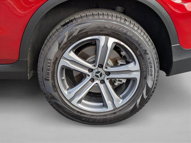 Used 2018 Mercedes-Benz GLC 300 4MATIC image 23