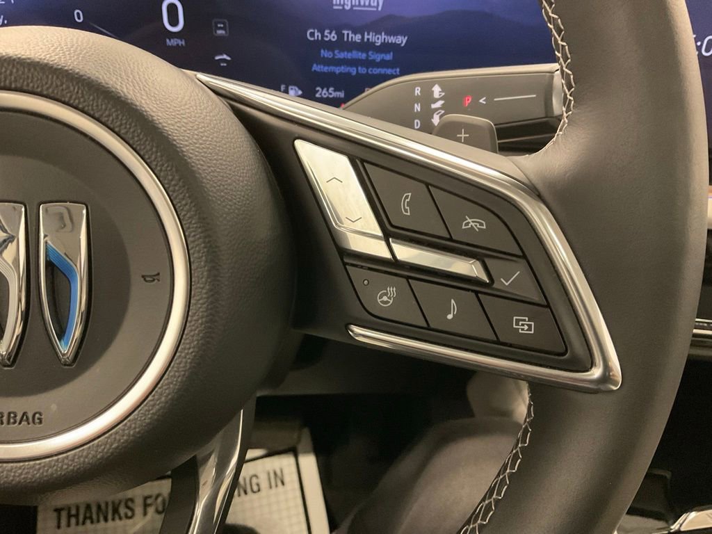 Used 2024 Buick Envision Avenir AWD/4WD image 20