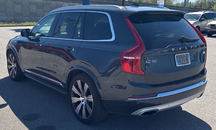 Used 2021 Volvo XC90 T8 Inscription AWD/4WD image 6