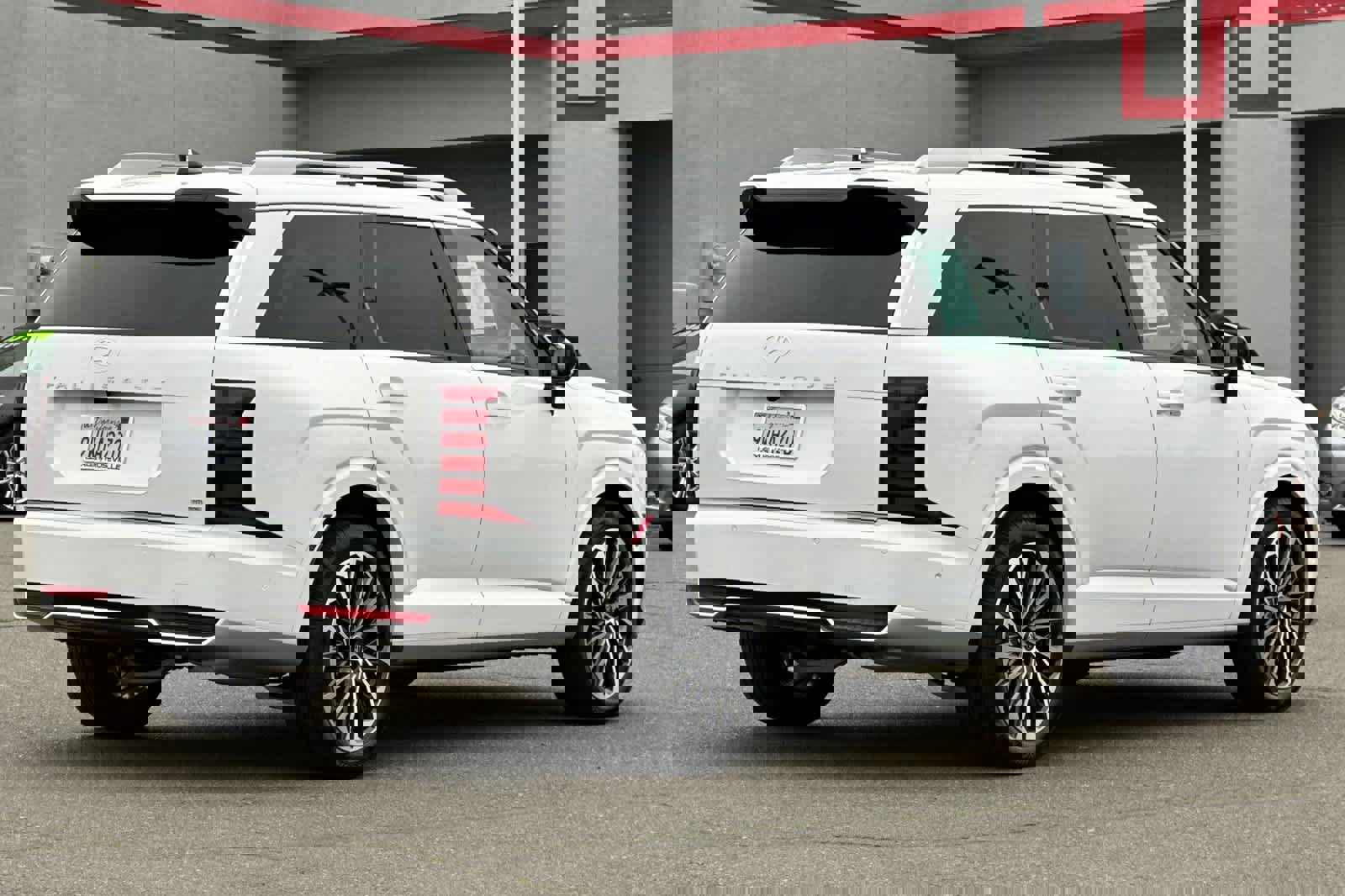 Used 2026 Hyundai Palisade Calligraphy image 2