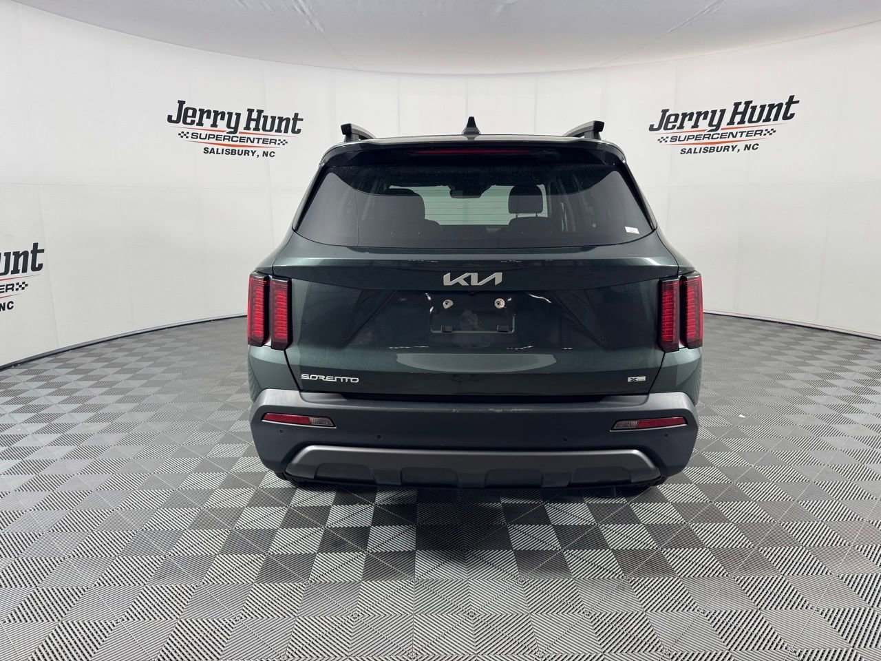 Used 2023 Kia Sorento X-Line EX image 10