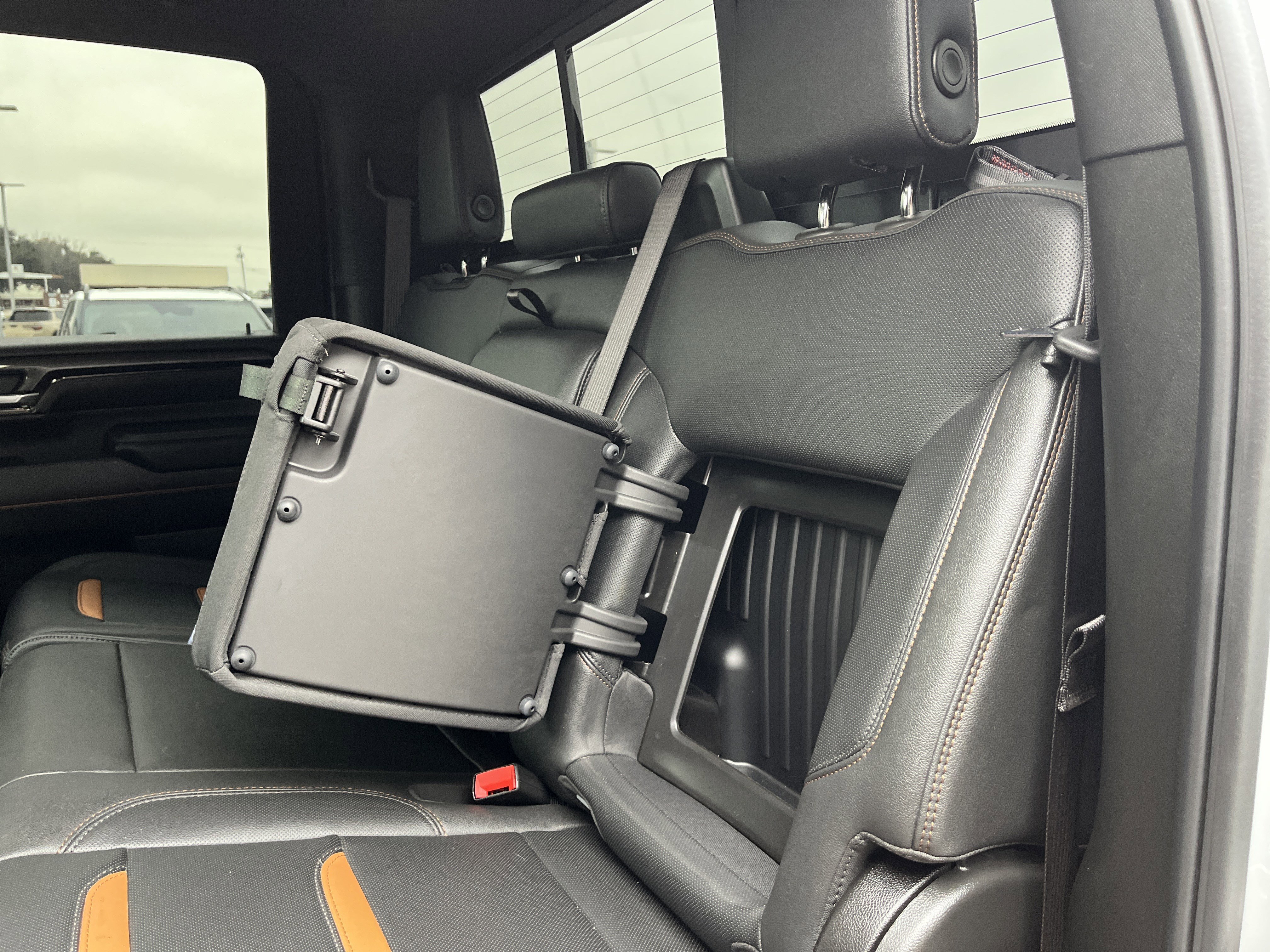 Used 2025 GMC Sierra 2500 AT4 w/ AT4 Premium Plus Package image 14