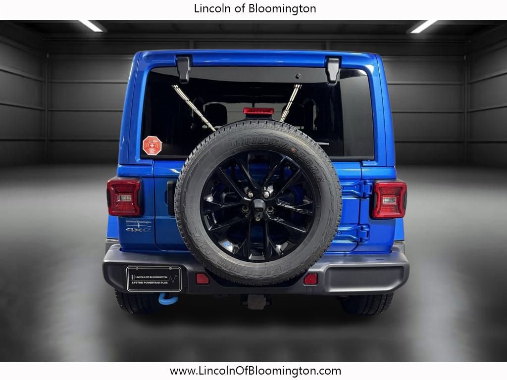 Used 2022 Jeep Wrangler Unlimited Sahara w/ Cold Weather Group image 6